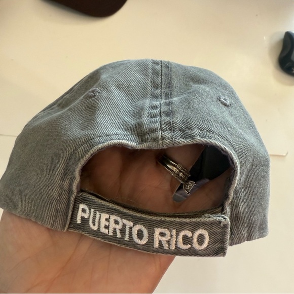 Puerto Rico Gray Lizard Gecko Embroidered Distressed Brim Cotton Cap Hat - Picture 4 of 4
